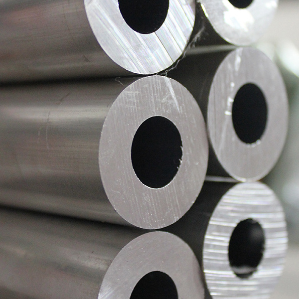 8dde1805a7b17b40 weiye aluminium profile 6063-T6 aluminium round pipe WY31.6-15.4